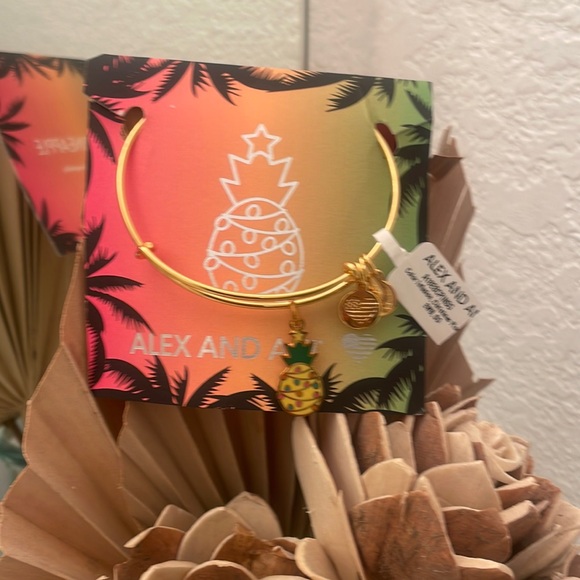 Alex and Ani Jewelry - Alex and Ani Christmas pineapple gold bracelet